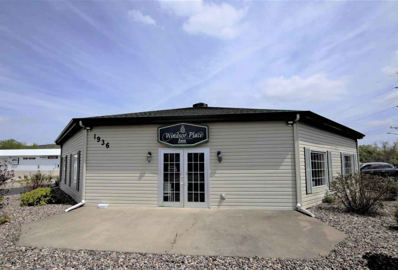 Windsor Place Inn Prairie du Chien Esterno foto